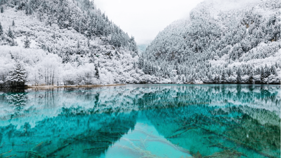 Experience of traveling to Jiuzhaigou in winter - Discover the paradise of ice and snow