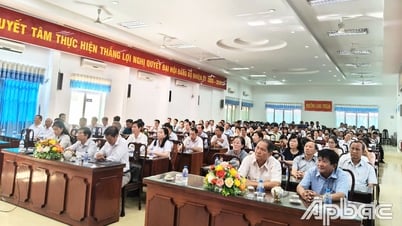 ロントゥアン区党委員会：合併後の住民と役人の期待