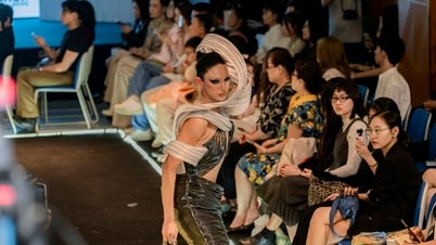 Régalez vos yeux avec le défilé de mode des étudiants de l'Université Hoa Sen