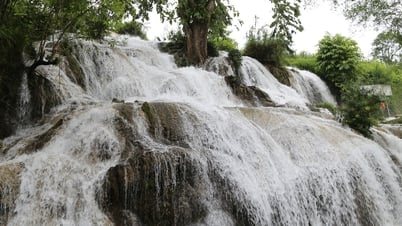Du lịch thác Trăng - cần đồng thuận để phát triển bền vững