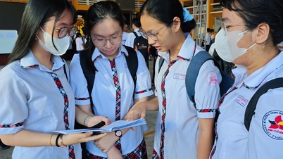 Les secrets pour obtenir de bons résultats à l'examen de fin d'études secondaires : la rénovation du Vietnam après 1975