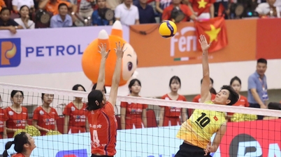 'Cỗ máy ghi điểm' Bích Tuyền báo tin không vui trước thềm giải AVC Nations Cup