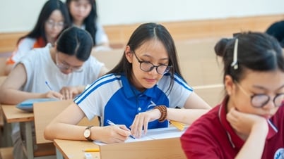Hơn 5.700 thí sinh tranh suất vào lớp 10 trường chuyên ‘hot’, chọi cao nhất 1/23