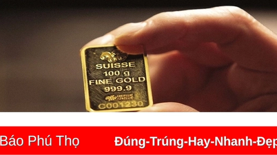 Giá vàng thế giới đi xuống sau khi chạm mức cao nhất của gần 4 tuần