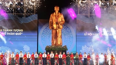 Le secrétaire général To Lam assiste à la cérémonie d'ouverture du Festival du Village du Lotus 2025 au site national spécial des reliques de Kim Lien