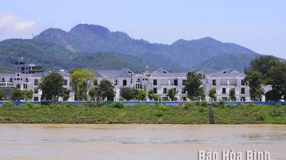 Dấu ấn thành phố bên sông Đà