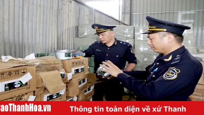 Thủ tướng yêu cầu tiếp tục đẩy mạnh cao điểm ngăn chặn buôn lậu, hàng giả