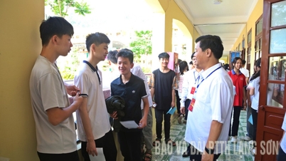 Không xảy ra vi phạm trong ngày thi đầu tiên thi vào 10