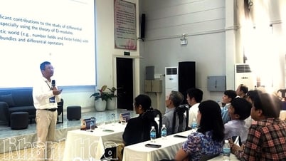 Giao lưu Toán học tại Trường Đại học Khánh Hòa