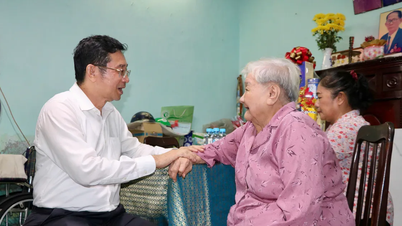 Lãnh đạo TPHCM thăm, chúc thọ người cao tuổi tiêu biểu