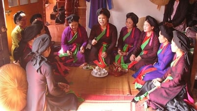 Hơn nửa thế kỷ “truyền lửa” di sản quan họ