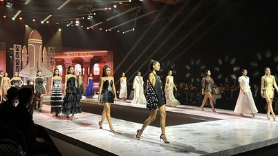 Las 45 mejores del desfile de Miss Cosmo Vietnam
