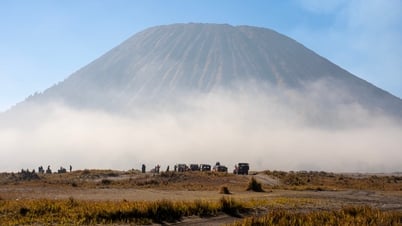 Săn mây ở núi lửa Bromo