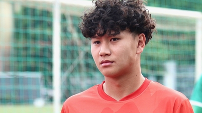 Bui Alex beeindruckte im internen Spiel der U22 Vietnam