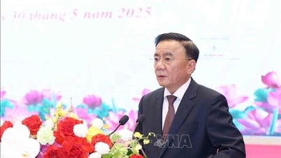 สื่อมวลชนจะต้องก้าวให้ทันกับลมหายใจของชีวิตและยุคสมัย