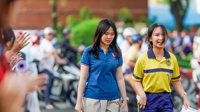 Prüfung der 10. Klasse in Ho-Chi-Minh-Stadt: 2 Kandidaten markierten seltsame Zeichen auf dem Antwortbogen