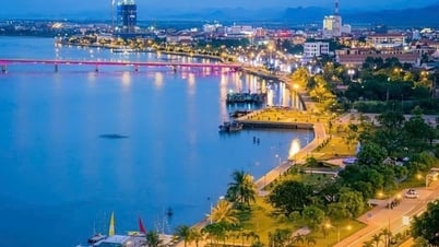 Quang Binh និង Quang Tri ឯកភាពគ្នាលើផែនការបុគ្គលិកសម្រាប់គណៈកម្មាធិការបក្សខេត្ត បន្ទាប់ពីការរួមបញ្ចូលគ្នា