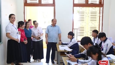 ចុះពិនិត្យការត្រៀមប្រឡងសញ្ញាបត្រមធ្យមសិក្សាទុតិយភូមិនៅម៉ុកចូវ