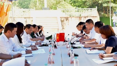 Hội đàm thúc đẩy hợp tác phát triển thể thao và du lịch biên giới