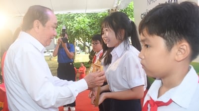 ปลูกฝังความรักหนังสือ