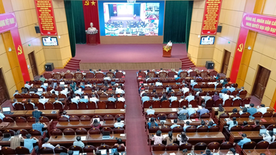 Đẩy mạnh giáo dục chính trị, tư tưởng cho cán bộ, đảng viên