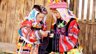 Lung Cu learns from Uncle Ho to preserve identity and improve people's quality of life