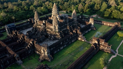 Những tháp đá mỉm cười