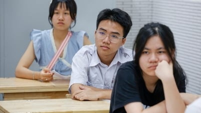 Fast 500 Kandidaten in Hanoi brachen die Prüfung der 10. Klasse ab