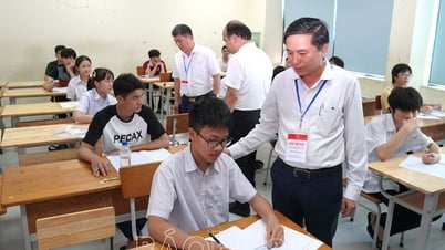 Ban Chỉ đạo kỳ thi tuyển sinh lớp 10 tỉnh năm học 2025-2026 kiểm tra tại một số điểm thi