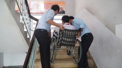 បេក្ខជនពិសេស