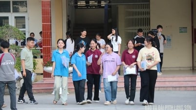 Đề thi các môn chuyên có mức độ phân hoá cao, phù hợp