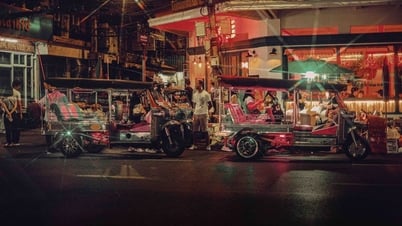 Lân la quán xá ở Bangkok