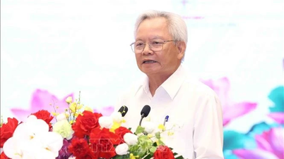 Giáo sư Tạ Ngọc Tấn 'Bắn chỉ thiên' cảnh báo về những nhức nhối trong xã hội