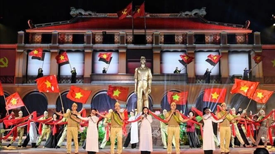 Đặc sắc chương trình nghệ thuật "Hành trình thế kỷ"