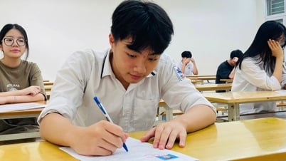 Đáp án tham khảo môn văn vào lớp 10 Hà Nội năm 2025