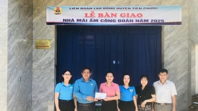 Liên đoàn Lao động huyện Tiên Phước bàn giao nhà "Mái ấm công đoàn"