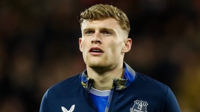 ព័ត៌មានផ្ទេរ 6/7: MU បិទ Branthwaite, Liverpool ចុះហត្ថលេខា Isak