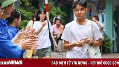 Sĩ tử đua nhau đoán đề Văn vào lớp 10 Hà Nội