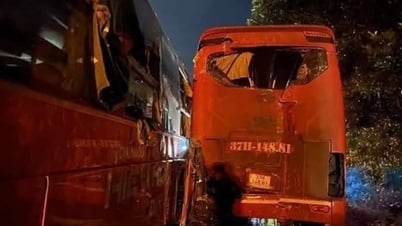 Tres autobuses de pasajeros chocaron en la circunvalación de la ciudad de Hue y hubo varios heridos.