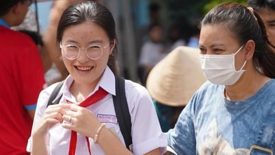 Giáo viên lý giải đề toán lớp 10 ở THCM gây “khóc cười”
