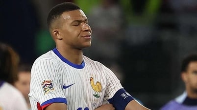 Kylian Mbappe từng cân nhắc giã từ đội tuyển Pháp