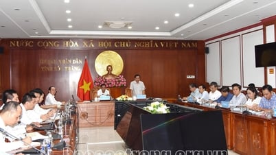 Chủ tịch UBND tỉnh chủ trì cuộc họp các nội dung liên quan đến ý tưởng về quy hoạch trên địa bàn thành phố Sóc Trăng và lân cận