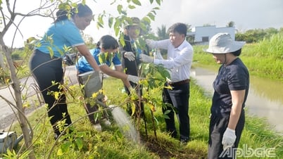 ティエンザン省：女性は新しい農村地域の建設に貢献するプラスの要因である