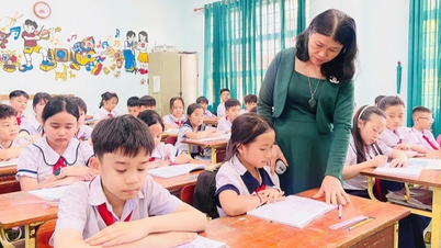 Thủ tướng ra chỉ thị khẩn: Bố trí ngân sách, triển khai dạy học 2 buổi/ngày trên toàn quốc