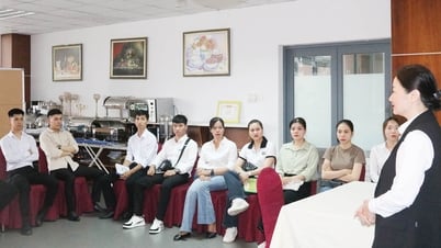 Quan tâm nguồn nhân lực khách sạn, nhà hàng