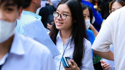 Bất ngờ bỏ tổ hợp xét tuyển khối C: Yêu cầu giải trình