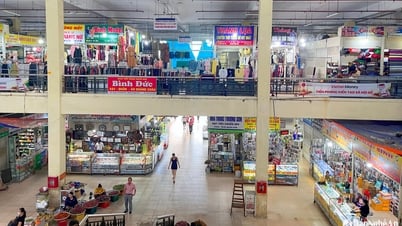 Tiểu thương chợ Vinh đồng loạt mở cửa kinh doanh trở lại
