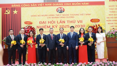 Vietcombank Bình Dương: Phấn đấu xây dựng Đảng bộ trong sạch, vững mạnh toàn diện