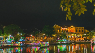 ផលិតផលទេសចរណ៍ពេលយប់ពិសេសជាច្រើន "បានបើកដំណើរការ" នៅរដូវក្តៅ
