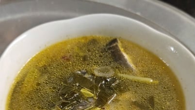 Thơm lừng canh chua lá cóc